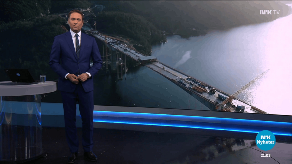 Trysfjordbrua på E39 koblet sammen
